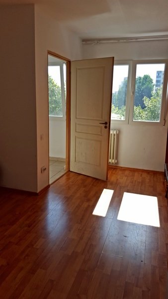 Titan, Postavarului,