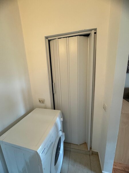 Titan, Postavarului,