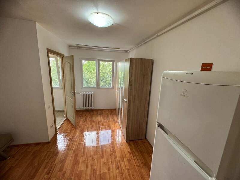 Titan, Postavarului,