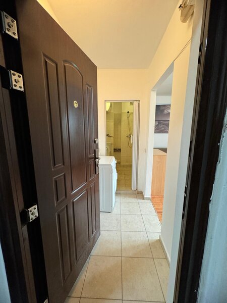 Titan, Postavarului,